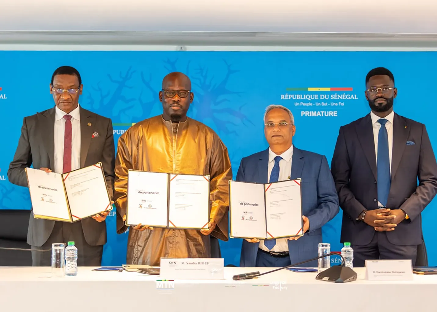 Cérémonie de signature de la convention tripartite à Dakar.
