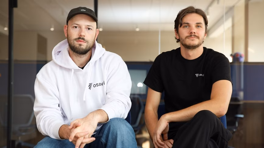 Les cofondateurs d'Osavul, Dmytro Plieshakov (CEO) et Dmytro Bilash (CBDO).