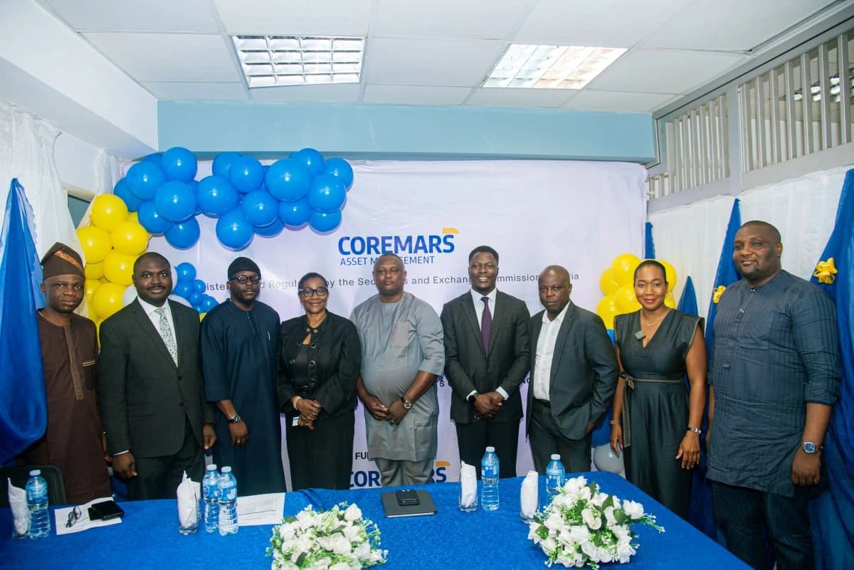 De gauche à droite : Abimbola Ibrahim, responsable du développement commercial chez PAC Trustees ; Olawale Adebayo, directeur général de Coremars Asset Management Limited ; Olusanu Olurin, président ; Adebanke Akinboboye, associée ; Folasha