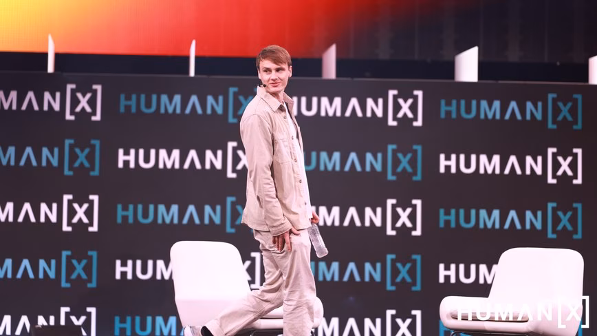 Le cofondateur et directeur technique de Lovable, Fabian Hedin, à HumanX à Amsterdam, le 23 septembre 2026.