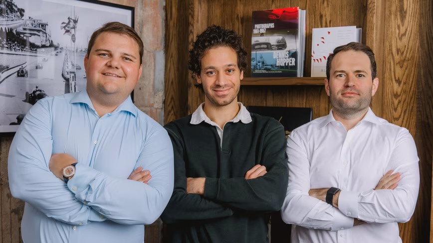 Les fondateurs de Stuut, de gauche à droite : Tarek Alaruri, Adam Chaarwari et Ben Winter.