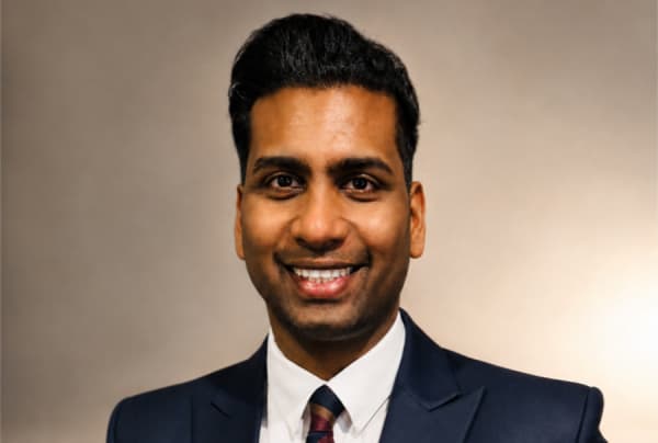 Lynton Naicker numérise la rédaction d'actes pour juristes